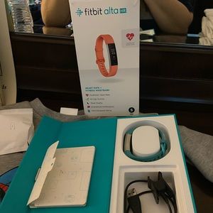Fitbit Alta HR